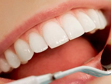 Προσοχή: Σημάδι διαβήτη τύπου 2 αν δείτε αυτό στα ούλα σας (βίντεο)